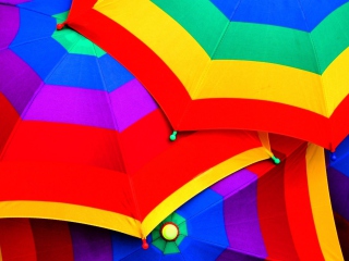 Das Rainbow Umbrellas Wallpaper 320x240