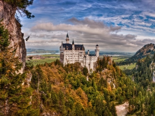 Screenshot №1 pro téma Bavaria Neuschwanstein Castle 320x240