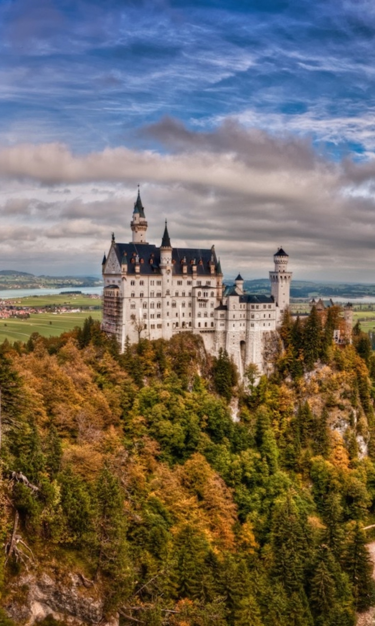 Das Bavaria Neuschwanstein Castle Wallpaper 768x1280