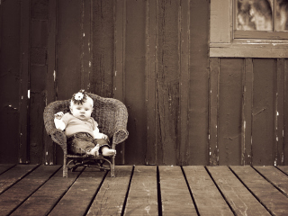 Cute Baby Vintage Style wallpaper 320x240