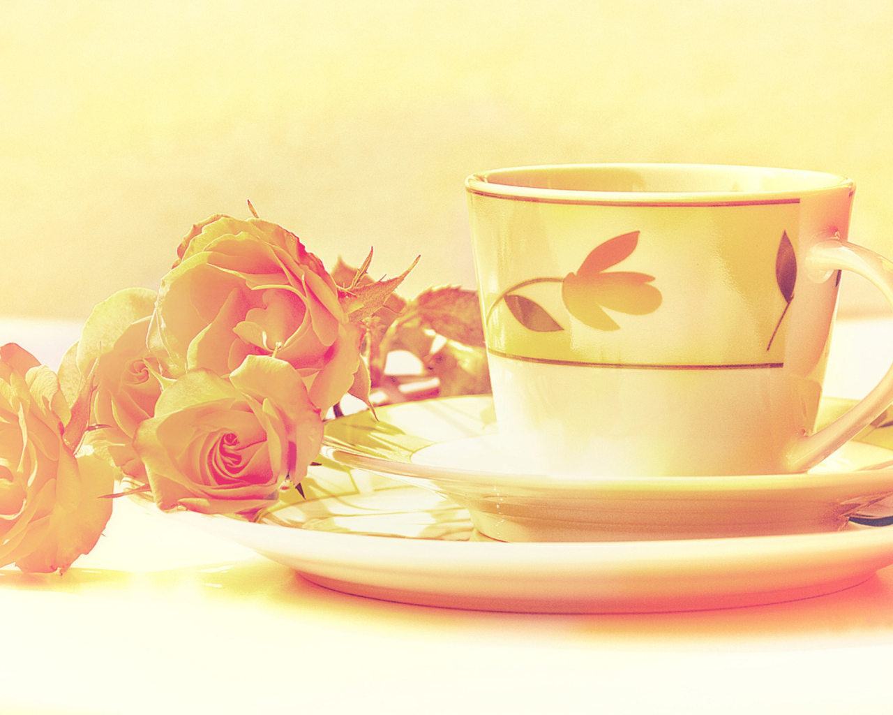 Screenshot №1 pro téma Tea And Roses 1280x1024