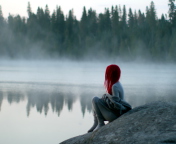 Fondo de pantalla Girl With Red Hair And Lake Fog 176x144