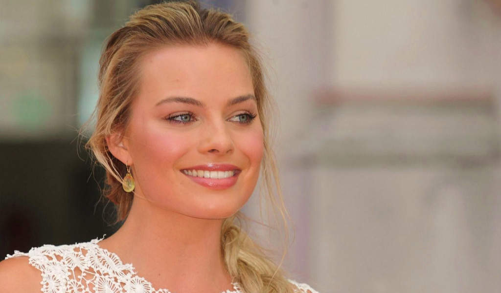 Screenshot №1 pro téma Margot Robbie Actress 1024x600