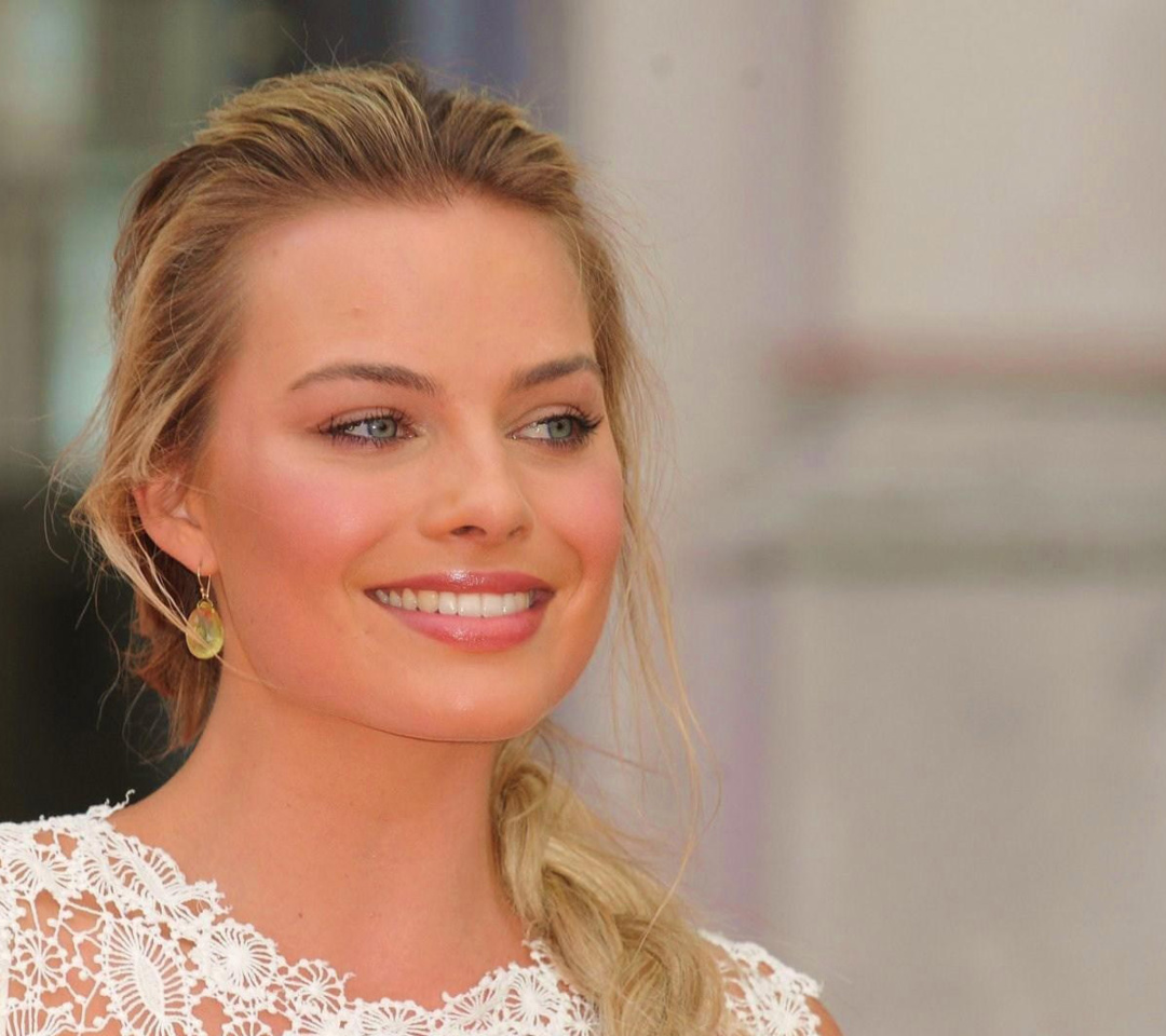 Fondo de pantalla Margot Robbie Actress 1080x960