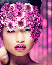 Das Asian Fashion Model With Pink Flower Wreath Wallpaper 176x220