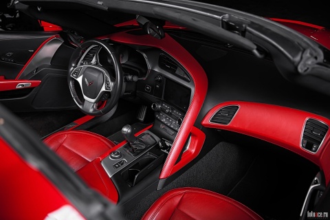 Sfondi Corvette Stingray C7 Interior 480x320