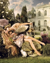 Das Scene With Kiss In Garden Wallpaper 176x220