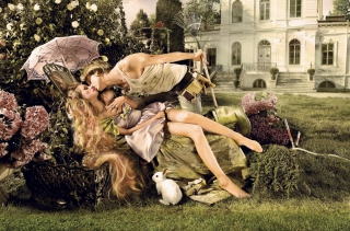 Scene With Kiss In Garden Wallpaper for Android, iPhone and iPad