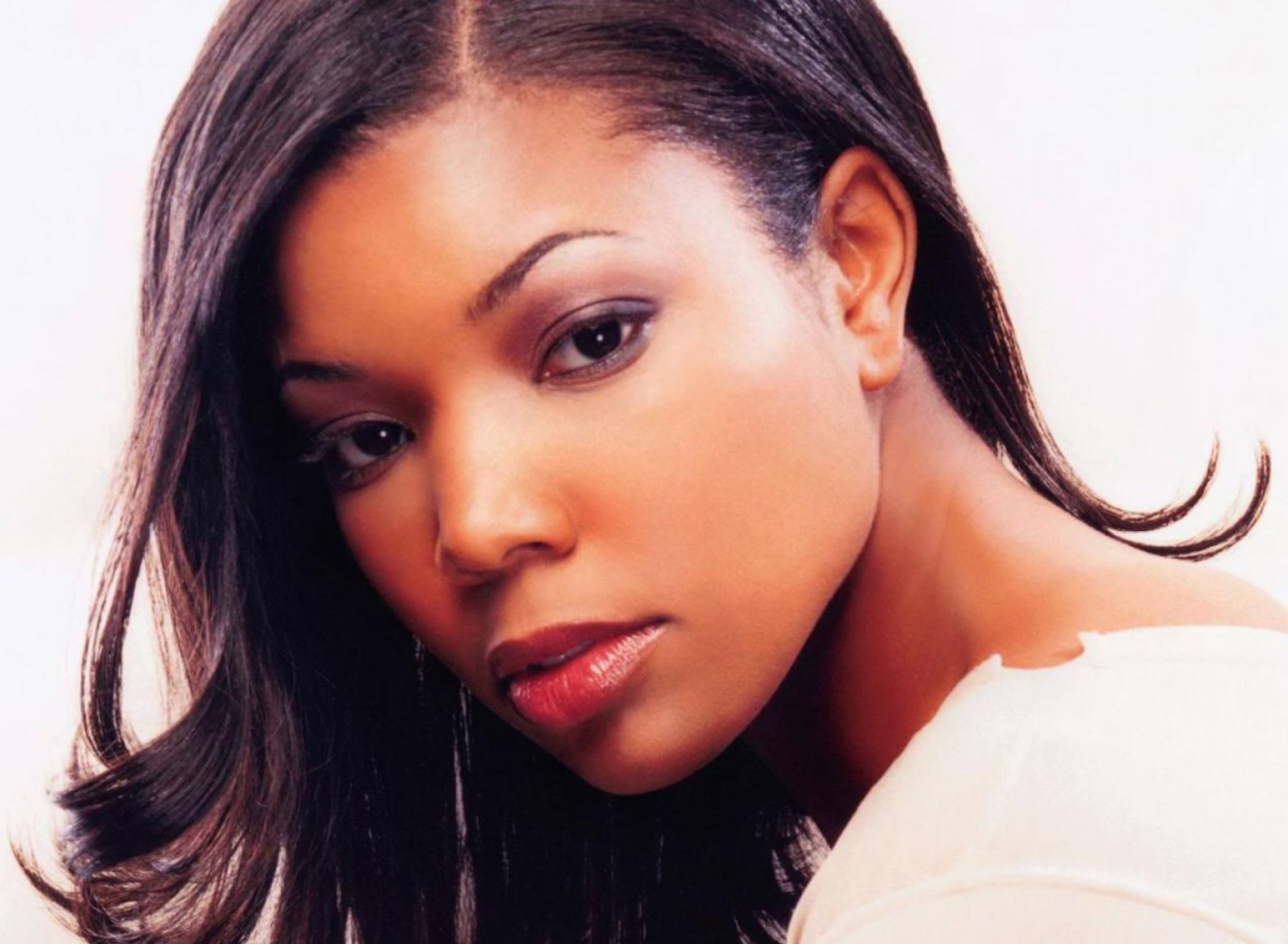 Fondo de pantalla Gabrielle Union 1920x1408