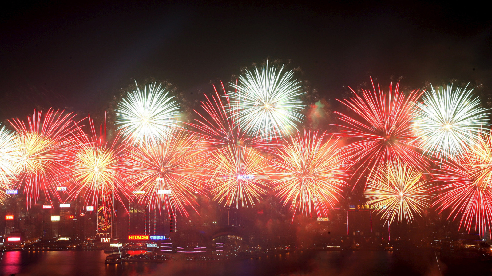 Screenshot №1 pro téma Fireworks In Hong Kong 1600x900