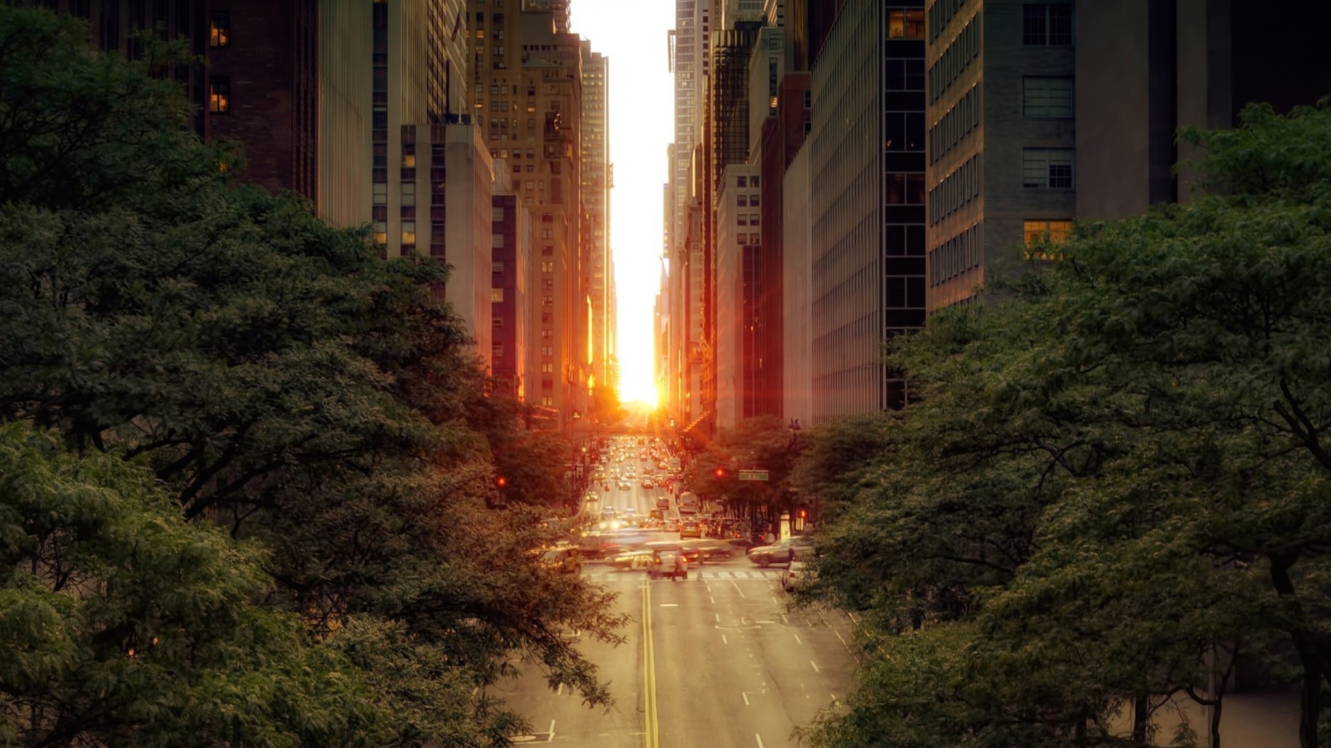 Screenshot №1 pro téma Sun Rising Over Street 1920x1080