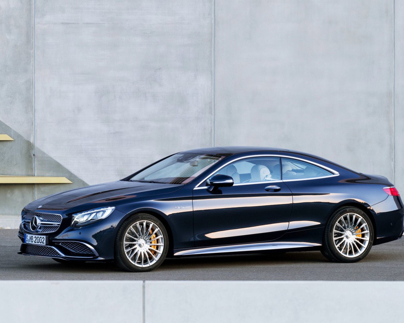 Mercedes-Benz S65 AMG Coupe wallpaper 1600x1280