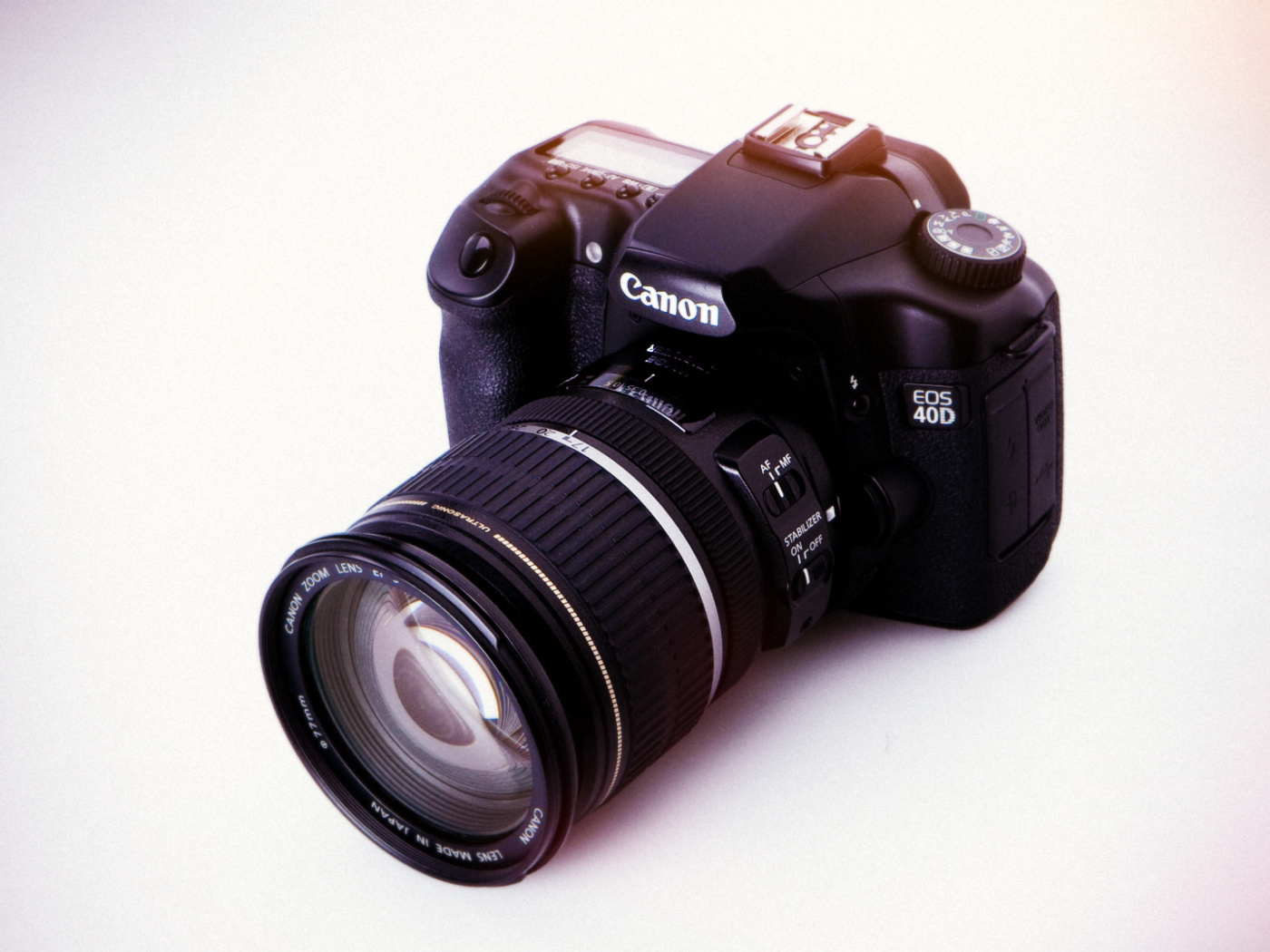 Обои Canon EOS 40D Digital SLR Camera 1400x1050