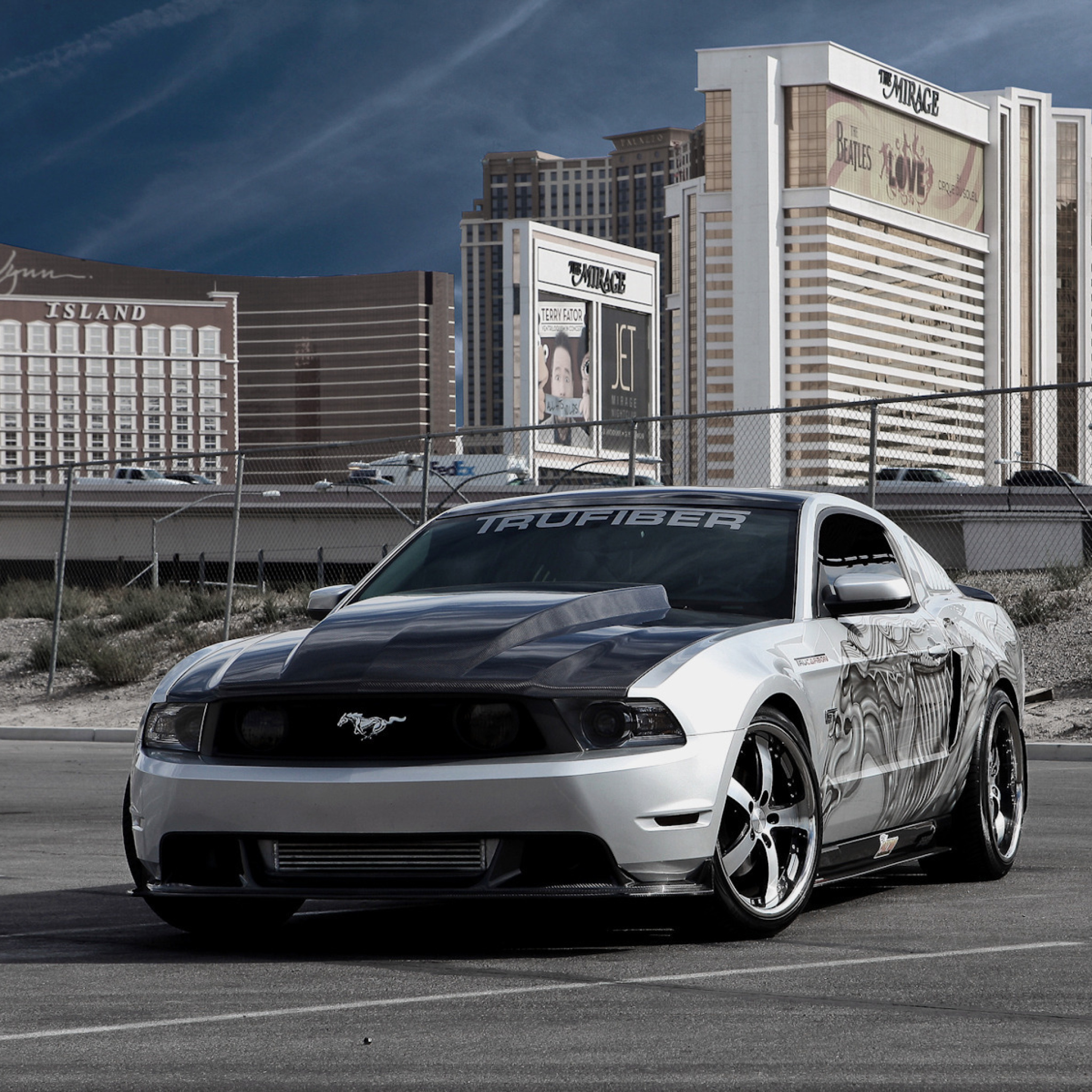 Das Ford Mustang Aerography Wallpaper 2048x2048