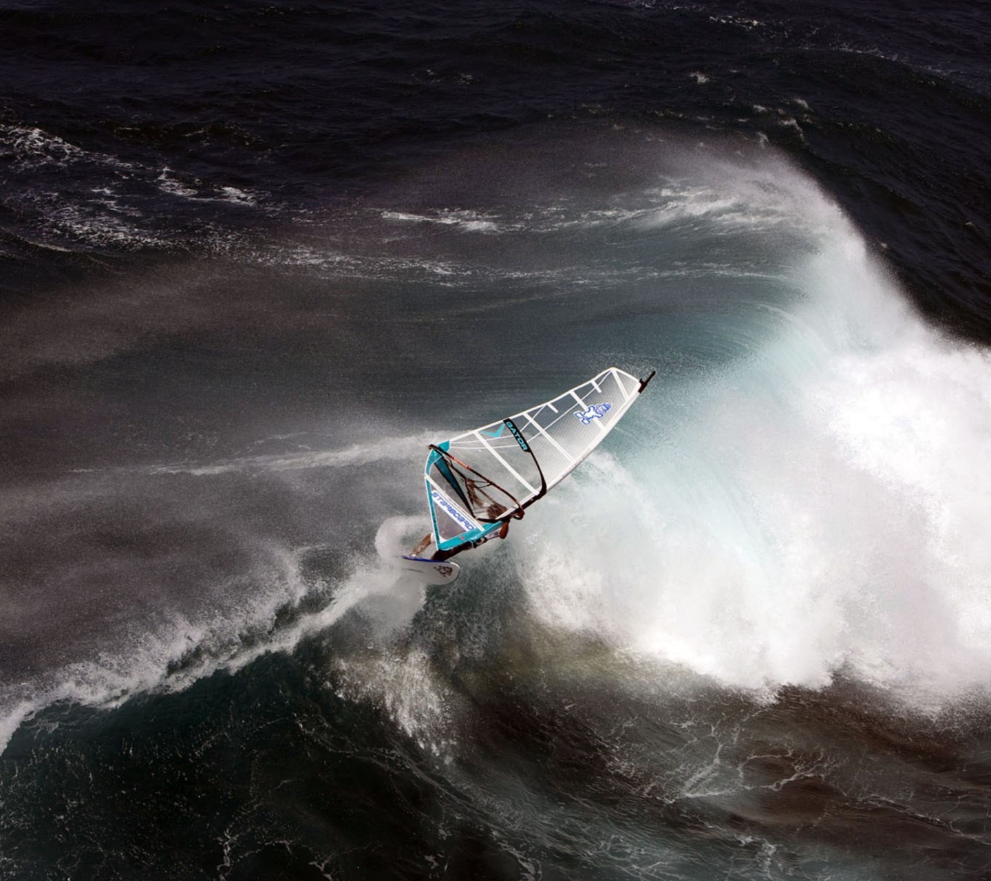 Fondo de pantalla Big Wave Windsurfing 1440x1280