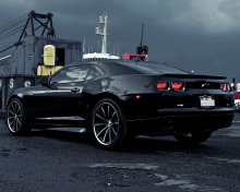 Chevrolet Camaro in Port wallpaper 220x176