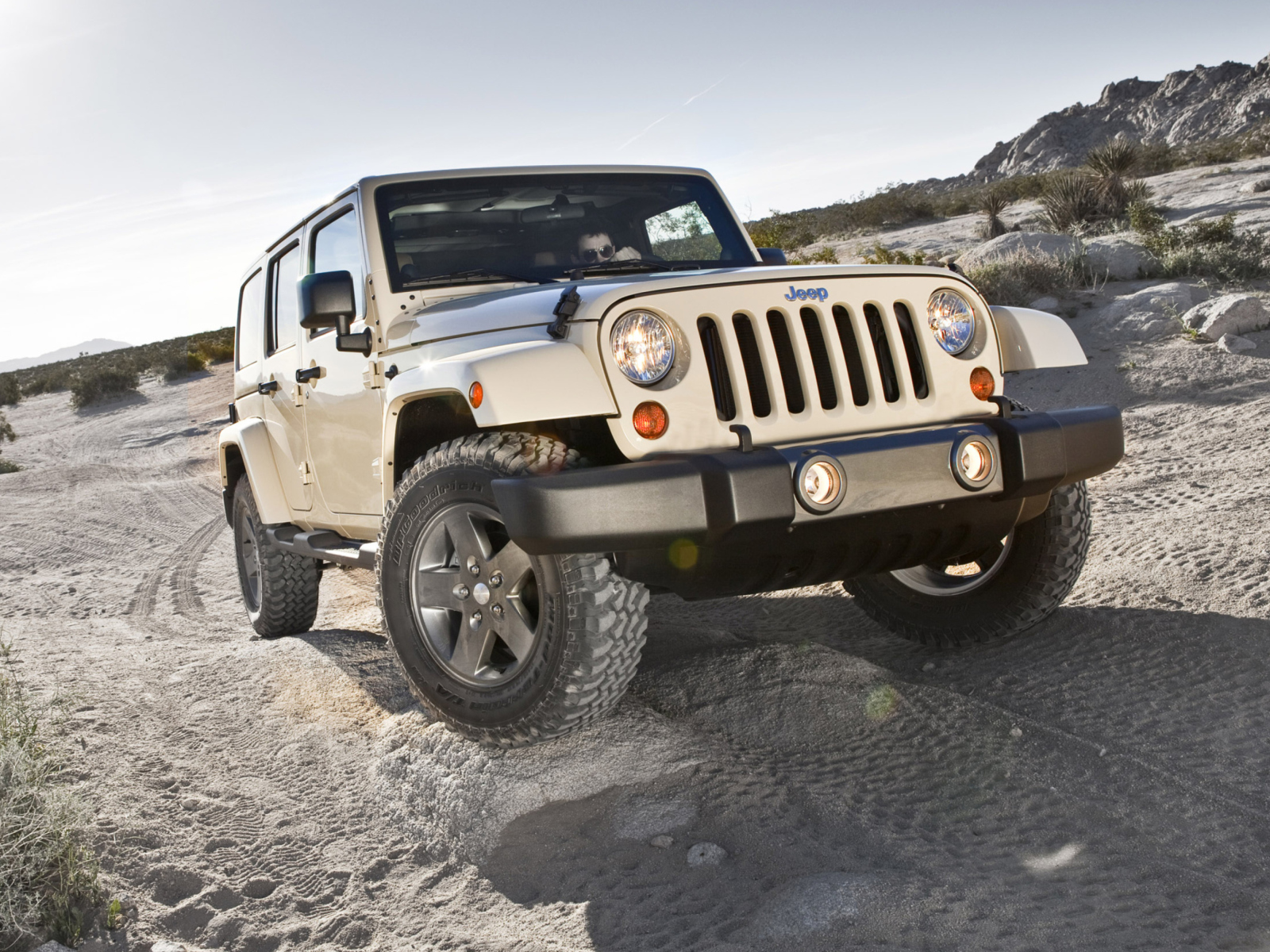 Обои Jeep Wrangler 1600x1200