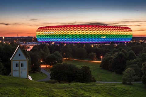 Sfondi Allianz Arena Munich 480x320