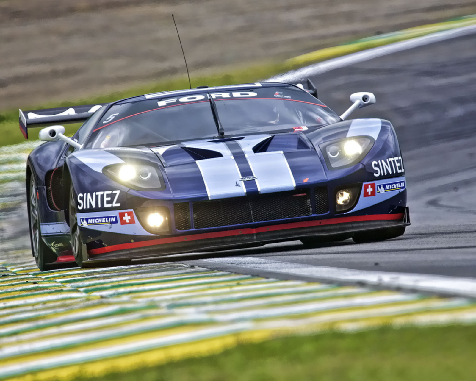 Ford GT FIA GT1 wallpaper 1600x1280