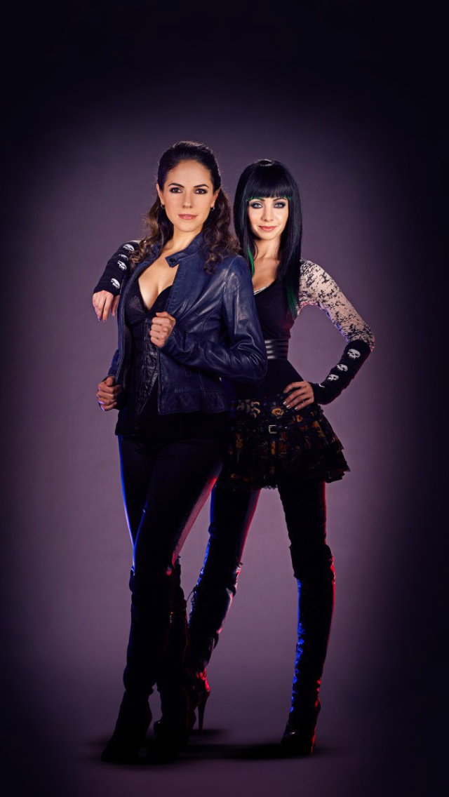 Das Lost Girl with Anna Silk and Ksenia Solo Wallpaper 640x1136