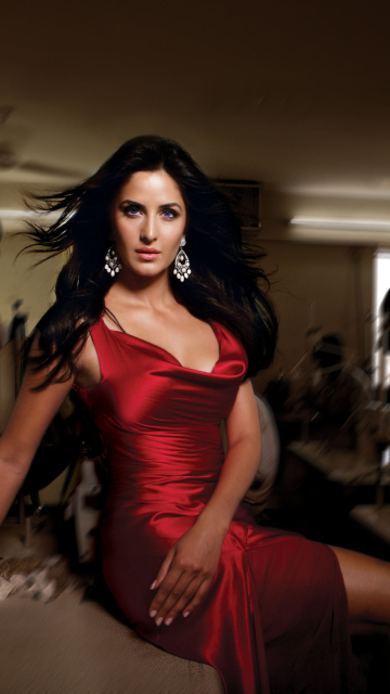 Katrina Kaif Red Dress screenshot #1 360x640