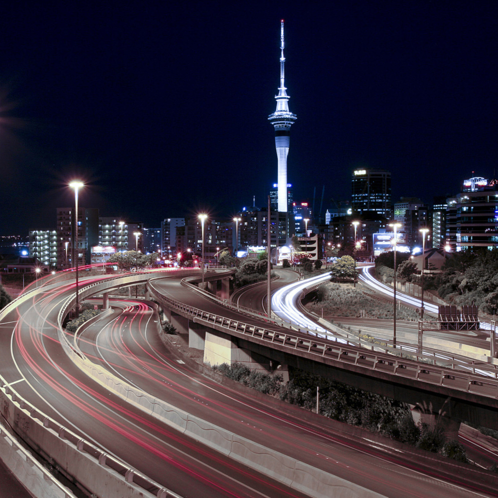 Fondo de pantalla Highways At Night 1024x1024