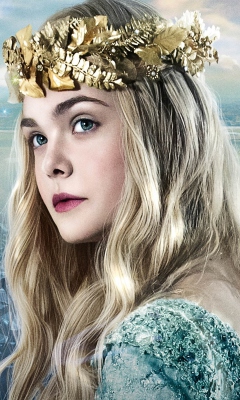 Fondo de pantalla Elle Fanning As Princess Aurora 240x400