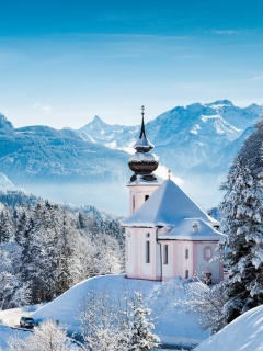 Fondo de pantalla Bavaria under Snow 240x320