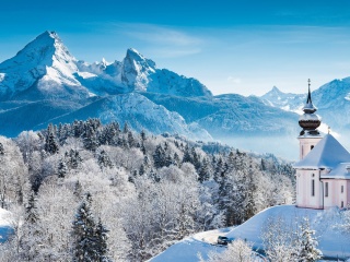 Bavaria under Snow wallpaper 320x240