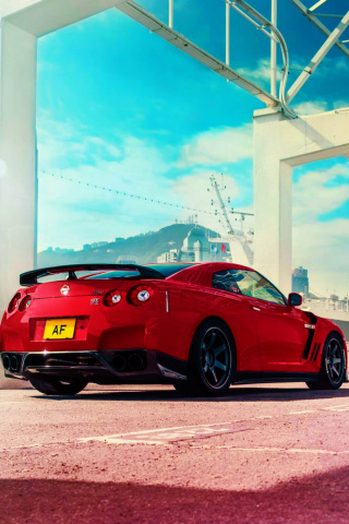 Nissan GT R R35 screenshot #1 320x480