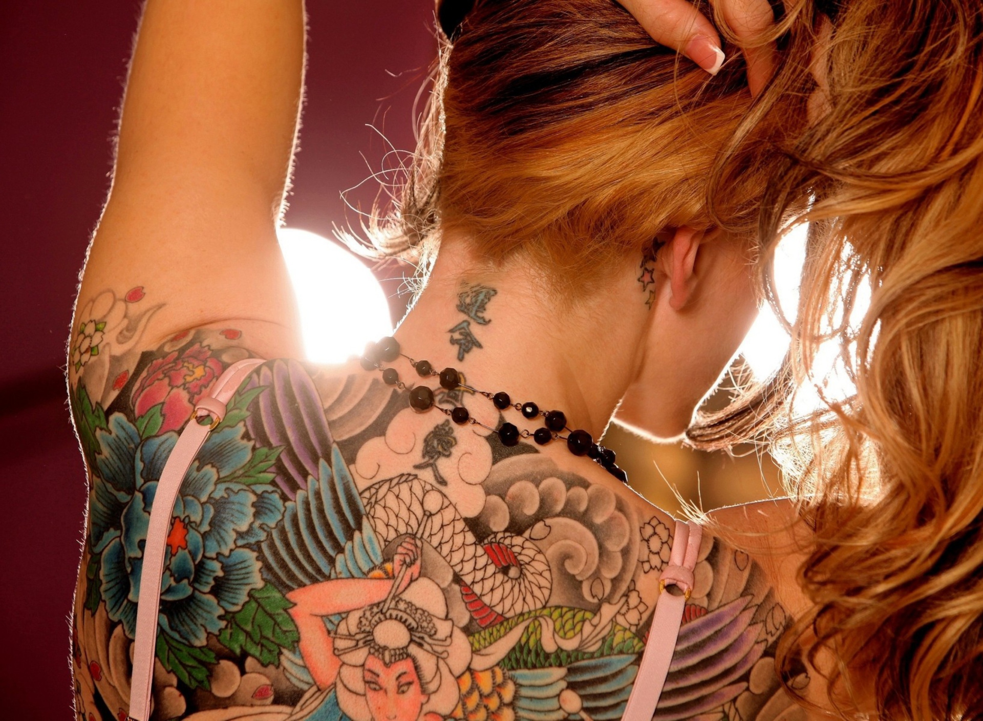 Tattooed Girl's Back wallpaper 1920x1408