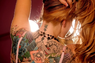 Free Tattooed Girl's Back Picture for Android, iPhone and iPad