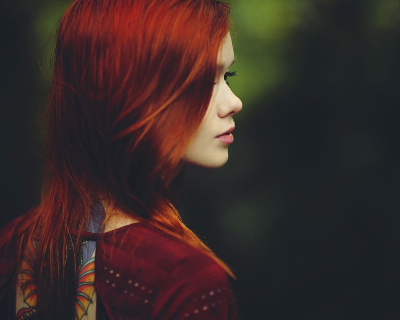 Redhead Girl wallpaper 1280x1024