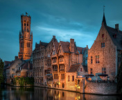 Fondo de pantalla Bruges city on canal 176x144