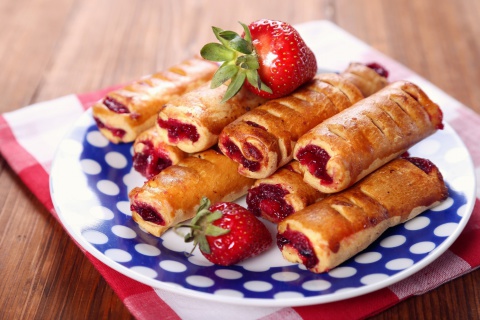 Pastry with Jam wallpaper 480x320