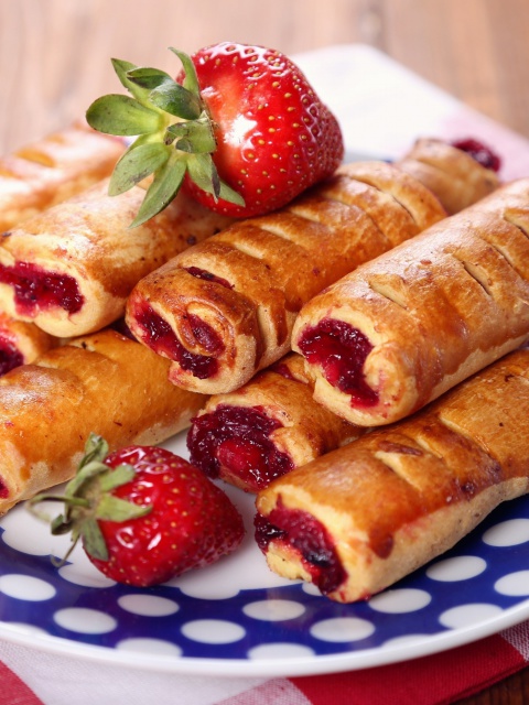 Pastry with Jam wallpaper 480x640
