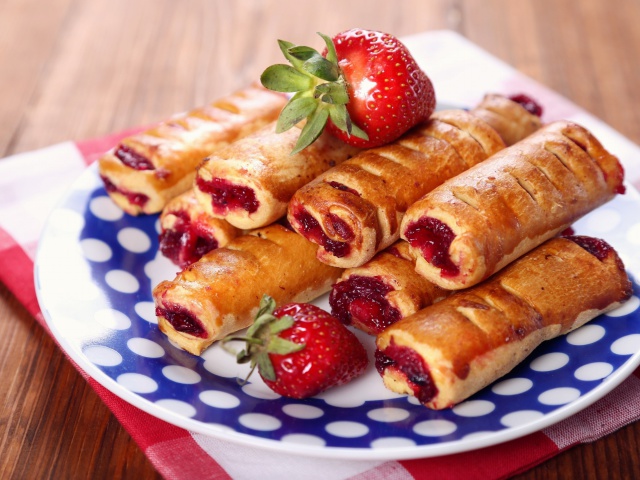 Pastry with Jam wallpaper 640x480