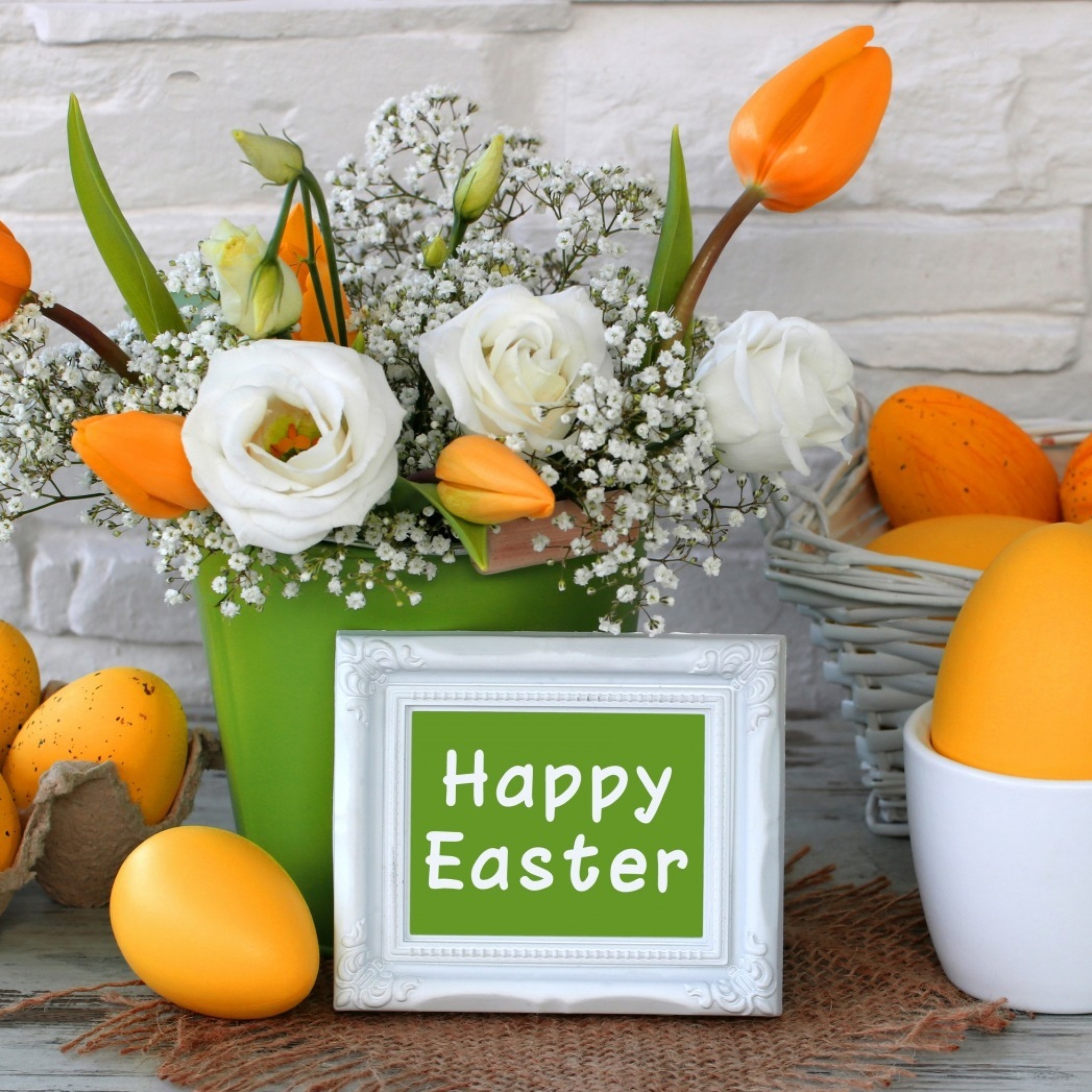 Screenshot №1 pro téma Easter decoration with yellow eggs and bunny 2048x2048
