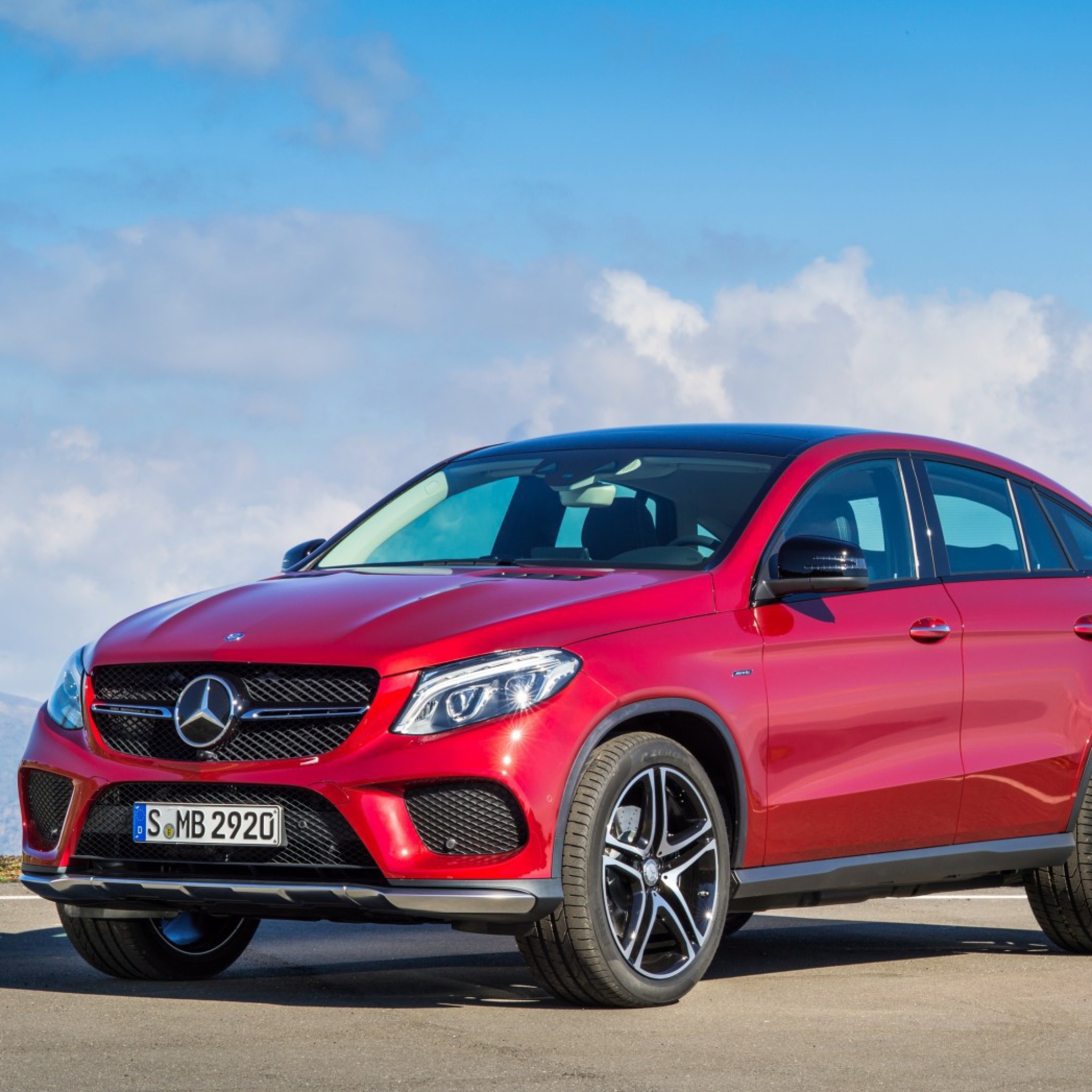 2016 Mercedes Benz GLE 450 AMG Red wallpaper 2048x2048