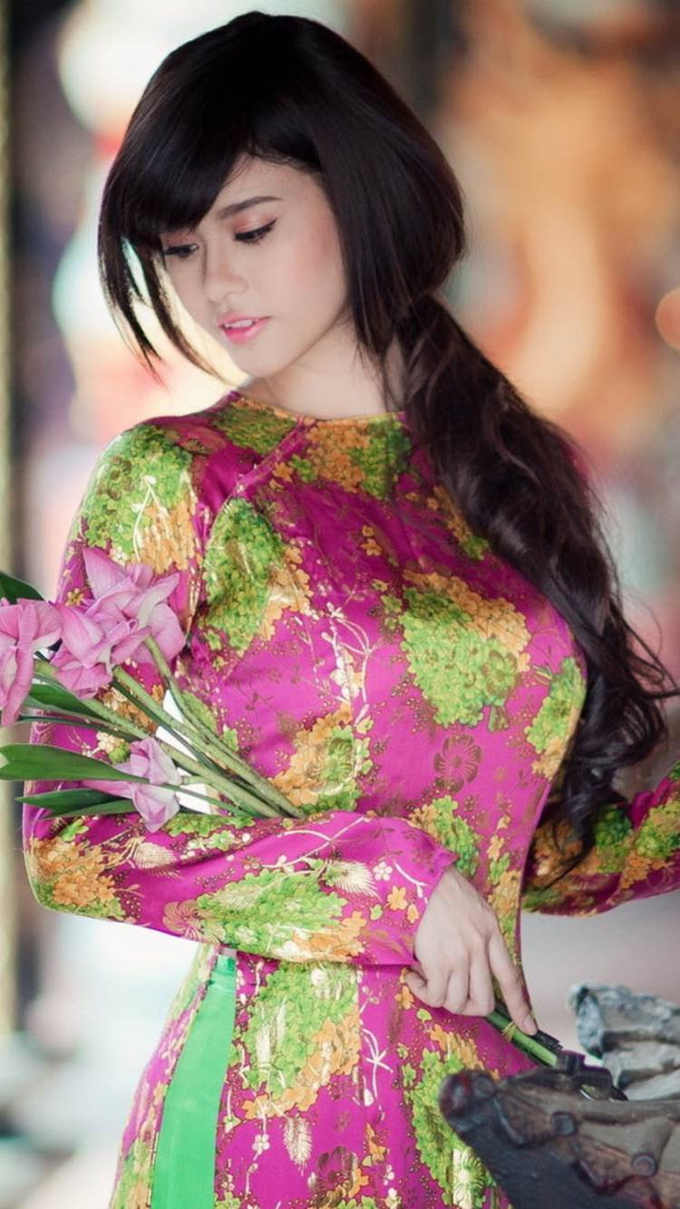 Girl With Pink Flowers wallpaper 750x1334