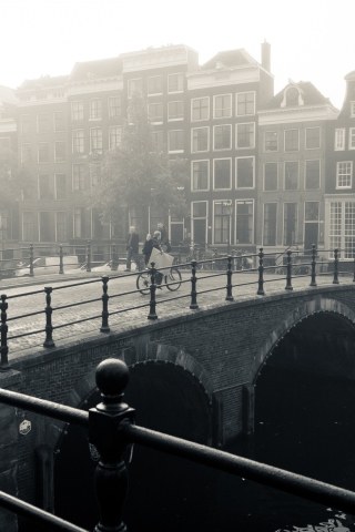 Misty Amsterdam wallpaper 320x480