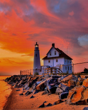 Обои Lighthouse In Michigan 176x220
