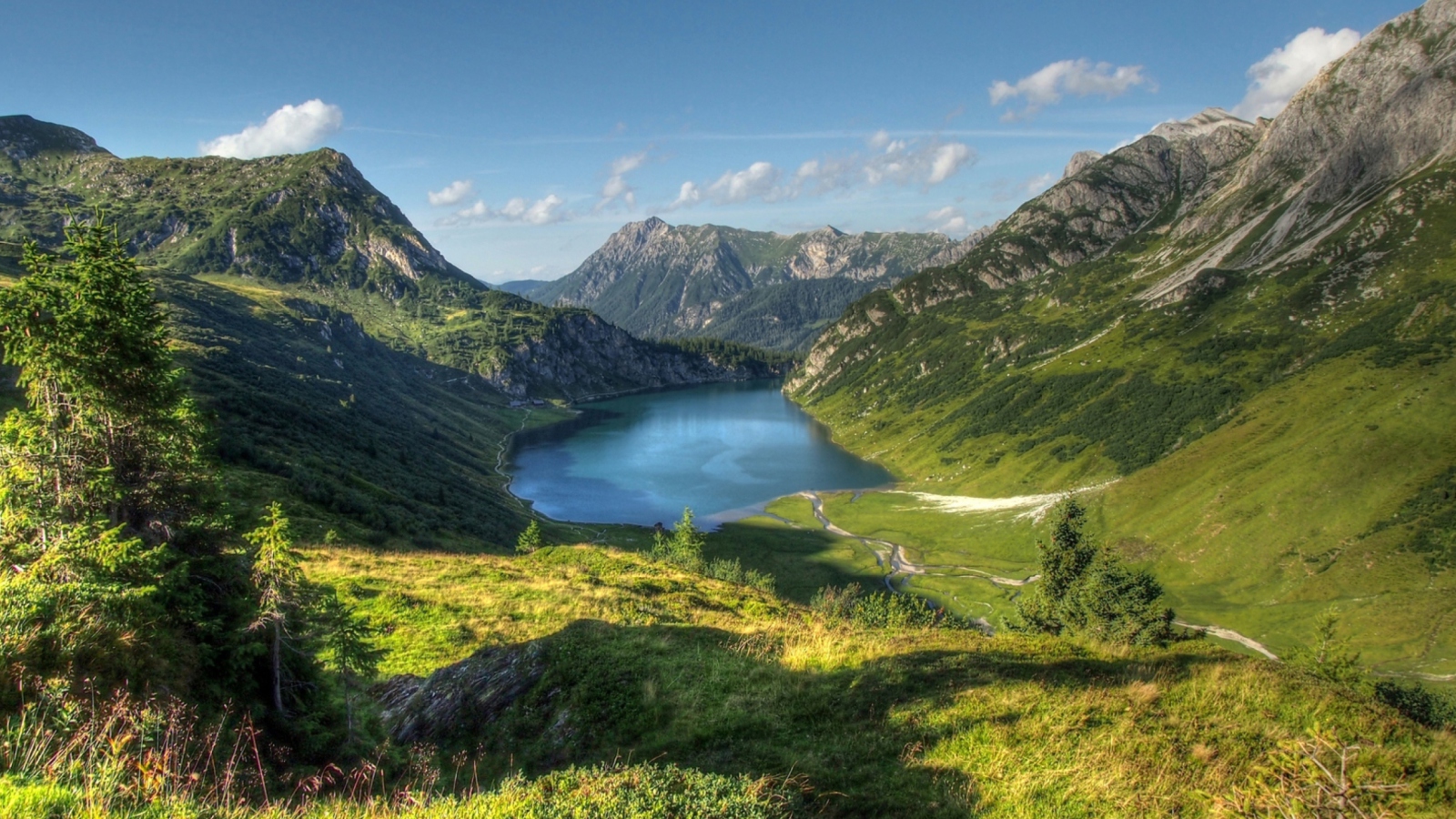 Screenshot №1 pro téma Lake In Austria 1600x900