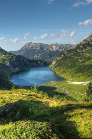 Sfondi Lake In Austria 320x480