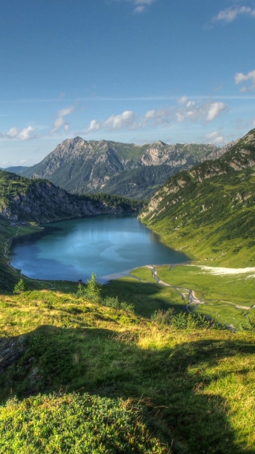 Обои Lake In Austria 360x640