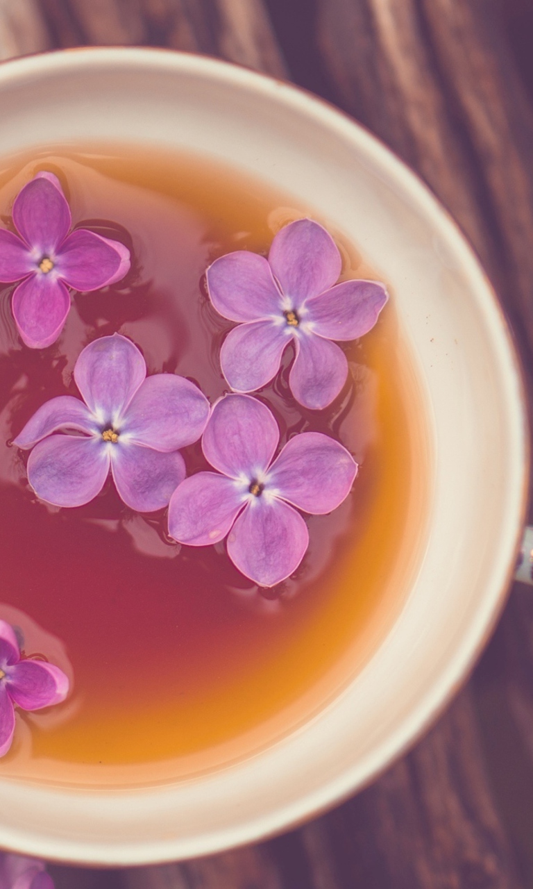 Das Lilac Tea Wallpaper 768x1280