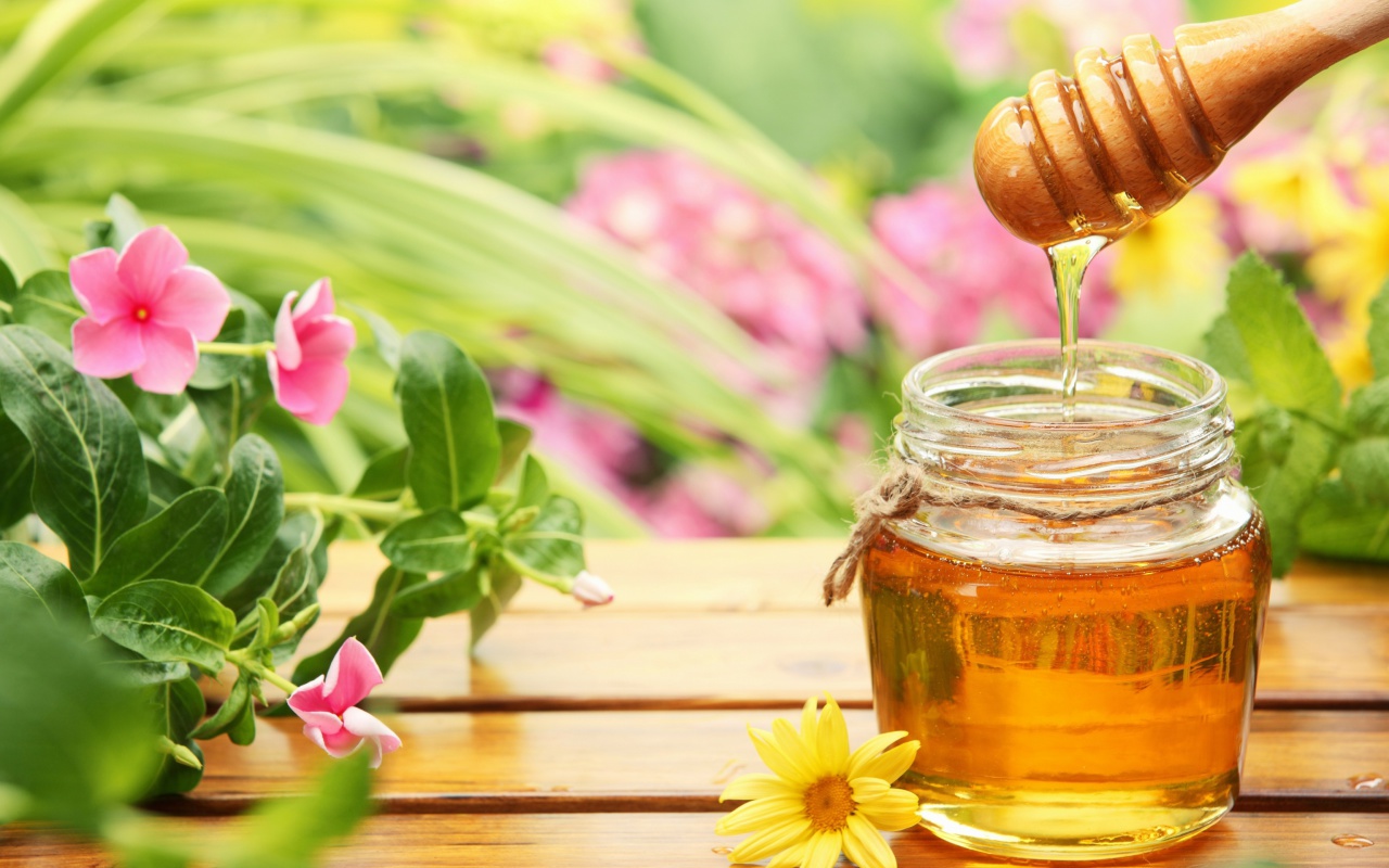 Honey Jar wallpaper 1280x800