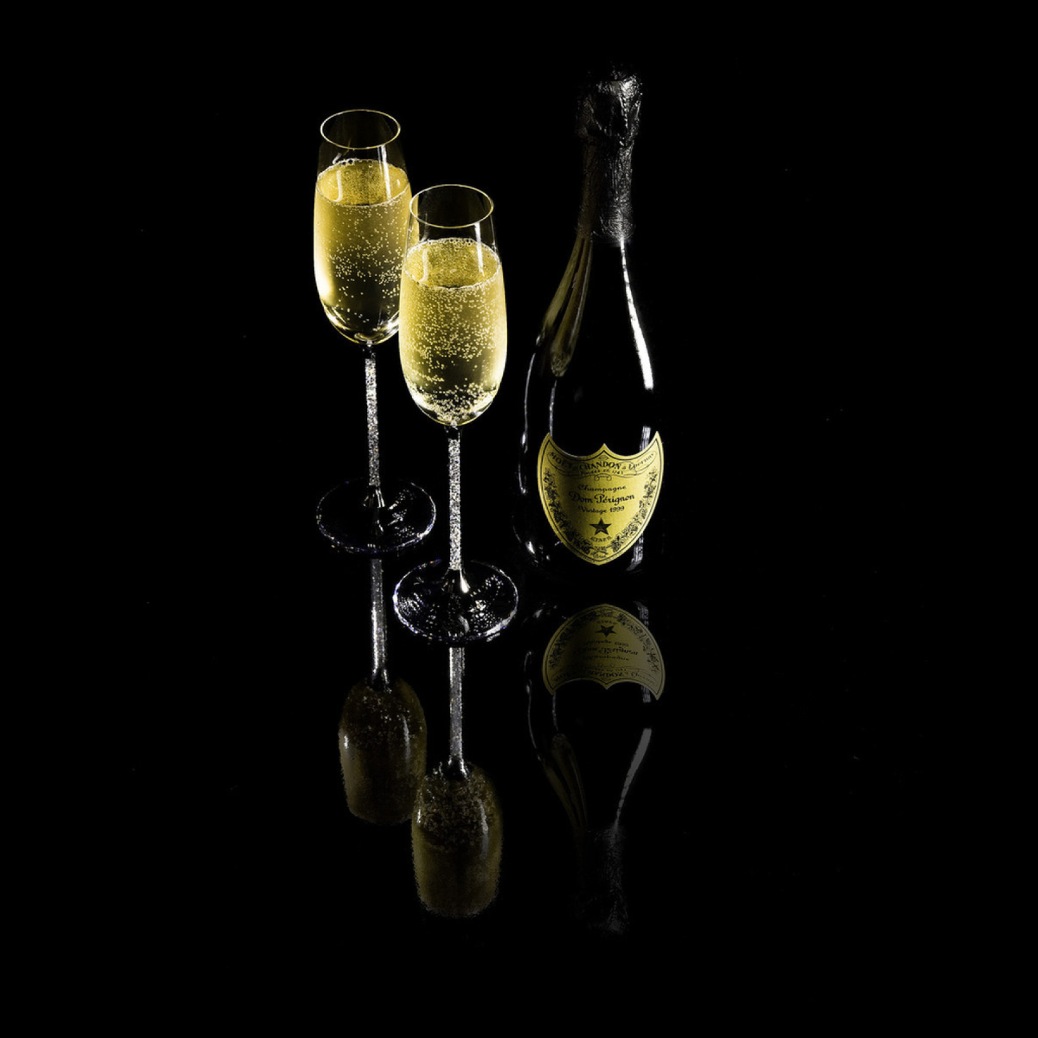 Das Dom Perignon Champagne Wallpaper 2048x2048