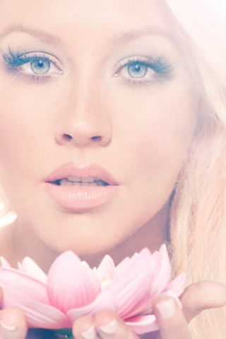 Sfondi Christina Aguilera With Lotus 320x480