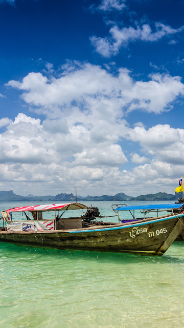 Обои Boats in Thailand Phi Phi 360x640